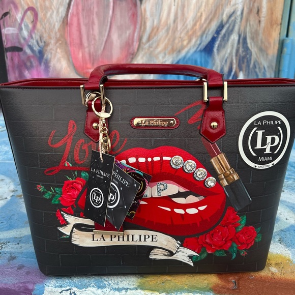 La Philipe design in miami lip rhinestone new with tag brown purse tote clutch - Picture 13 of 13